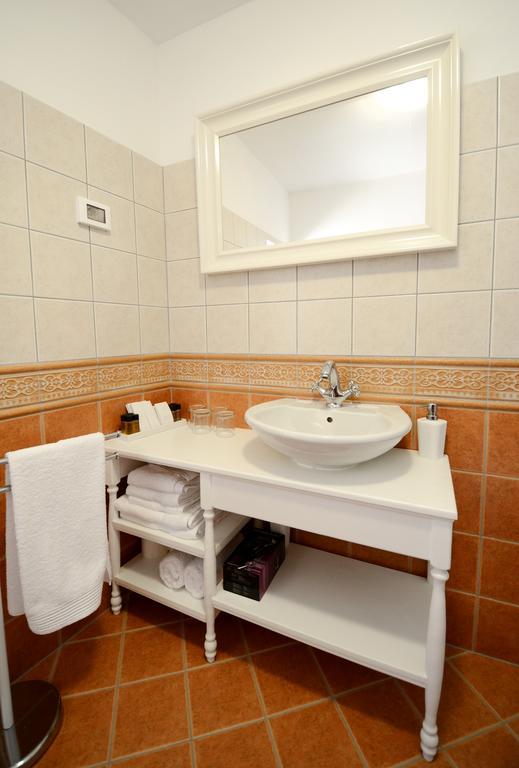 Holiday Home Nono Frane Lindar Kültér fotó